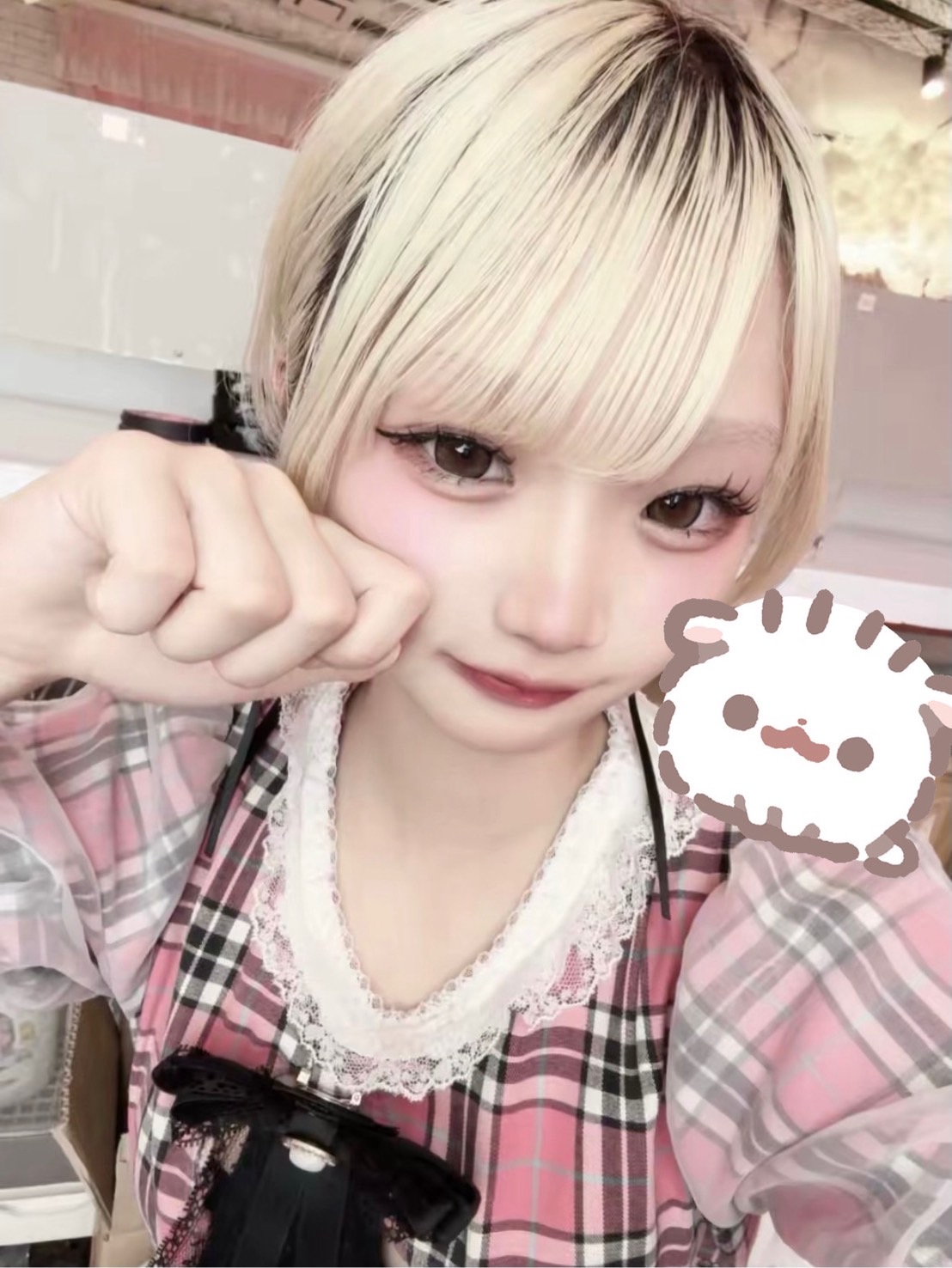 髪の毛久しぶりにくくった✨