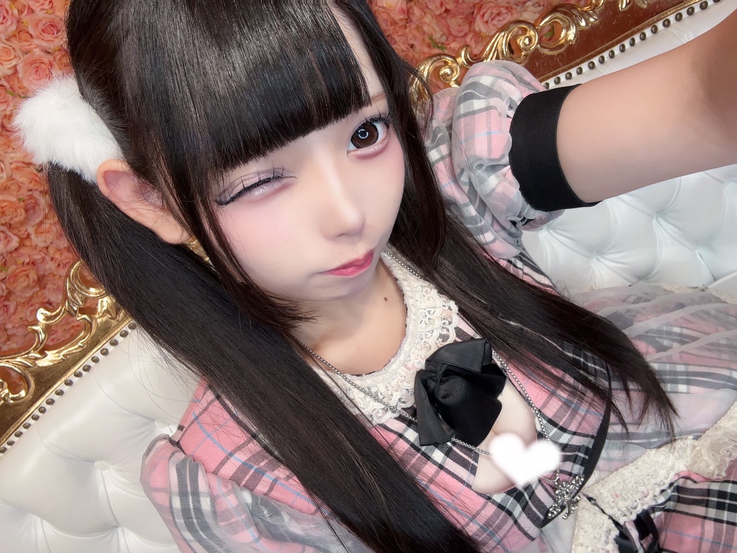 u-⩊-u♡